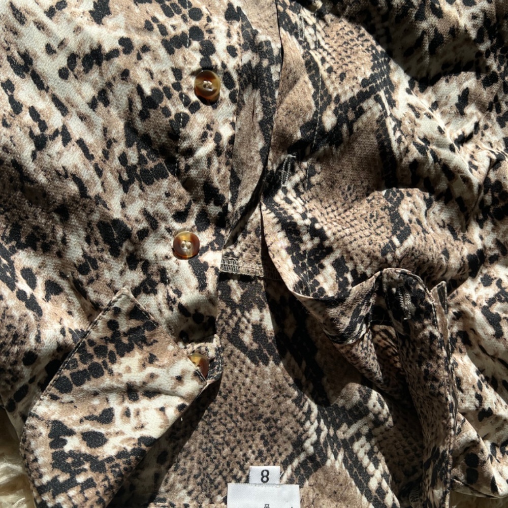 Princess Polly button down - Picture 2 of 3